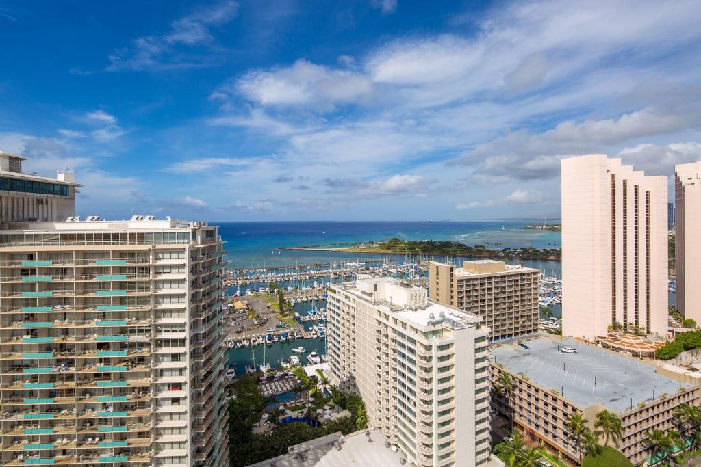Signature Suites 11, Honolulu