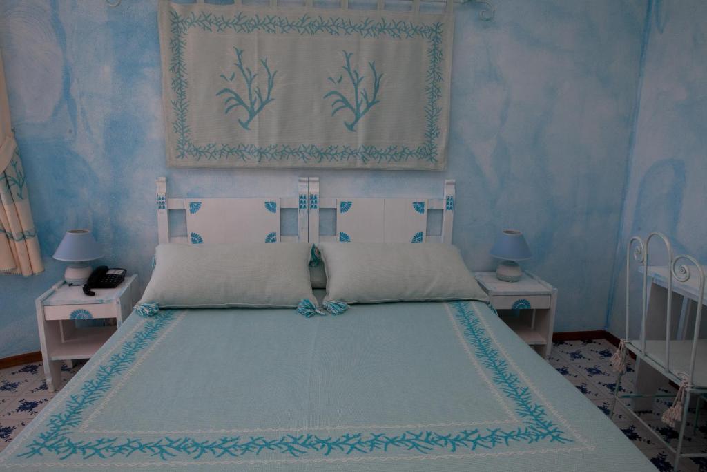 Club Esse Shardana — Hotel rooms in Capo Testa, Sardinia