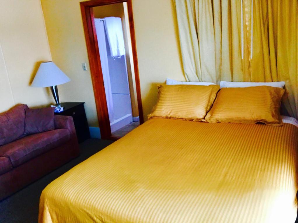The Moulton Hotel photo