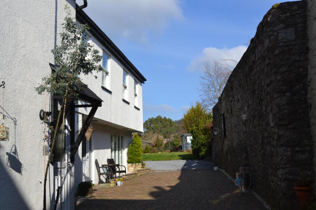 Dartmoor Apartments