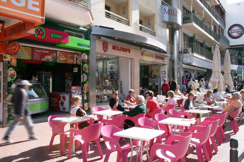 Aparthotel Milord's Suites — Restaurant & bars in Benidorm, Valencian Community