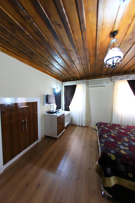 Bacchus Pension photo