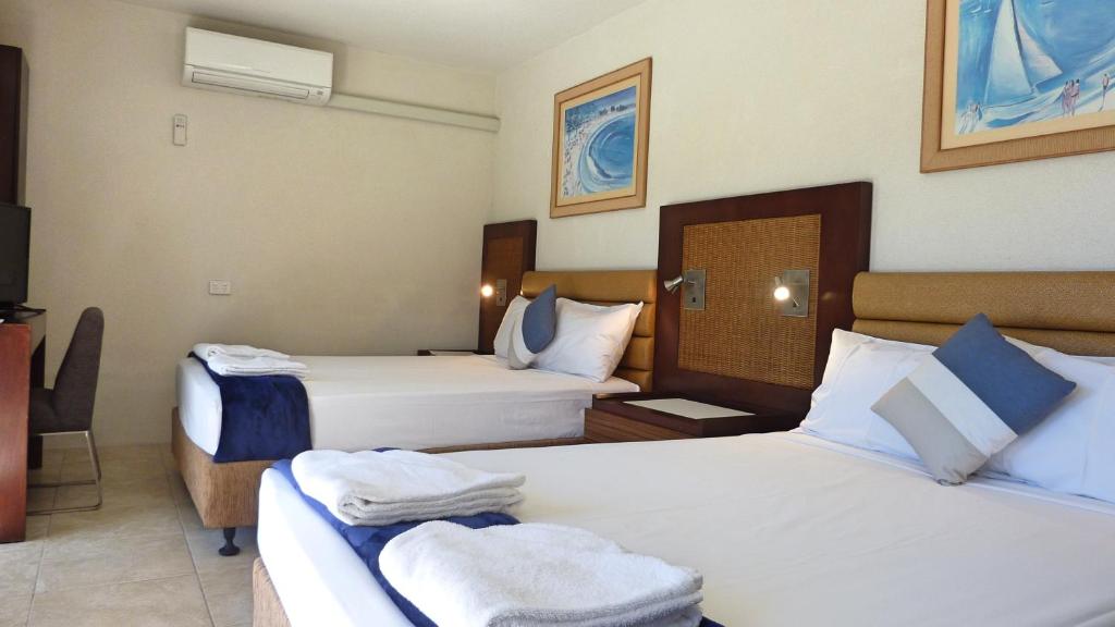Jadran Motel & El Jays Holiday Lodge photo