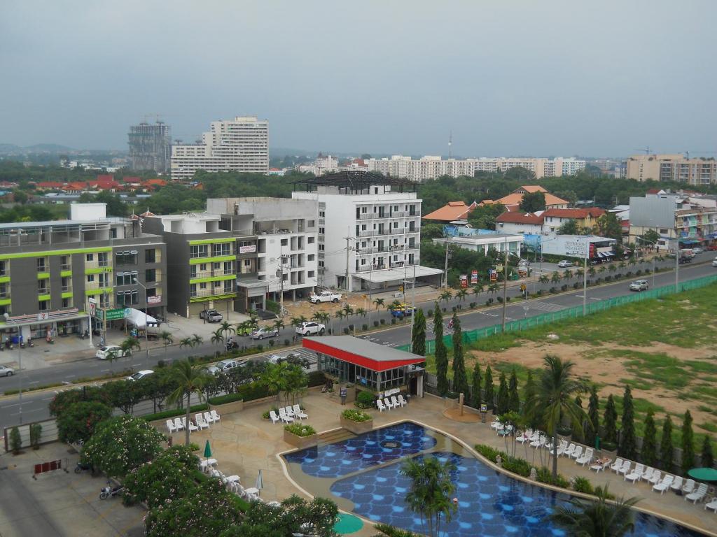 Jomtien beach Condominium S2 photo