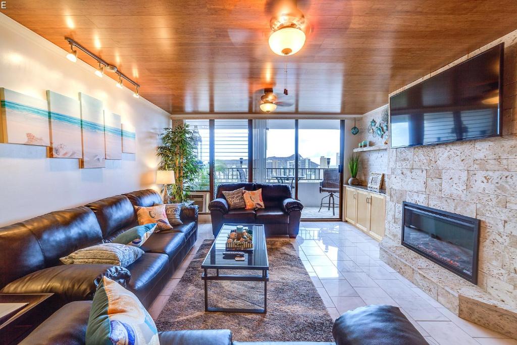Royal Kuhio 3203 photo