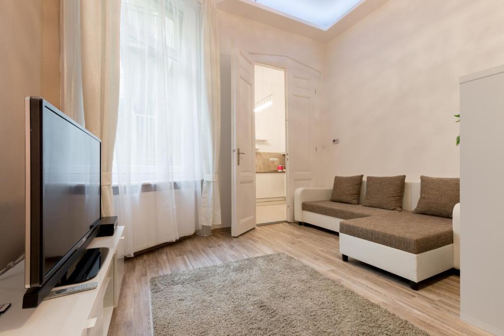 Central Premier Residence