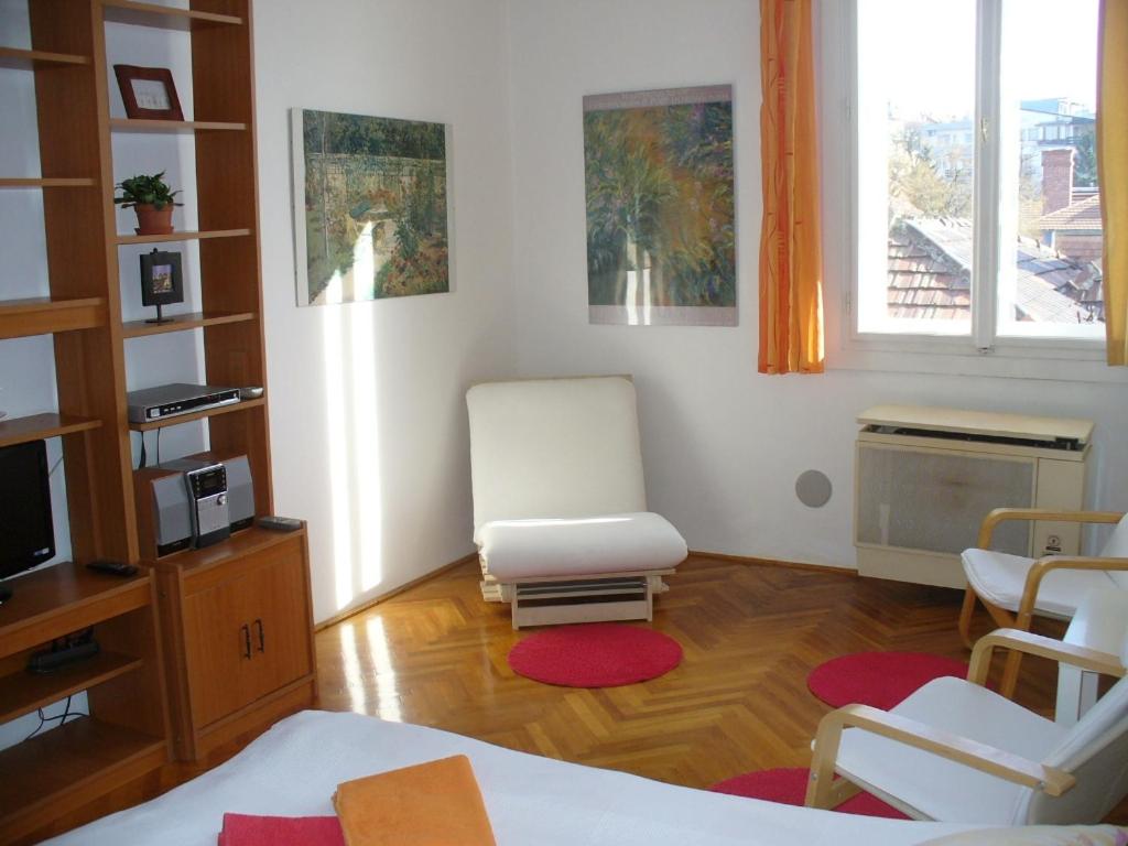 Castle Area Apartment photo