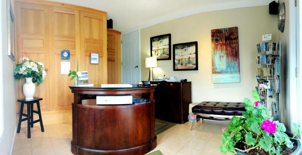 Motel des Cedres photo