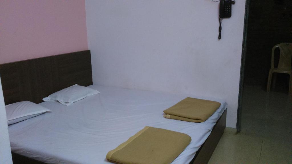 Shrinivasini Yatrinivas — Hotel in Kolhapur
