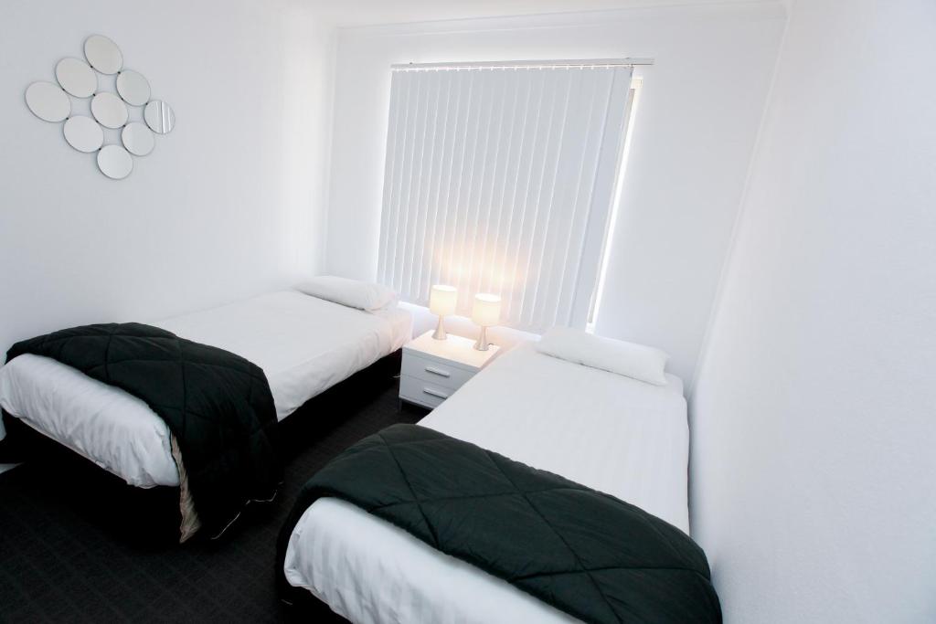 112 Olive Holiday - Business Units photo