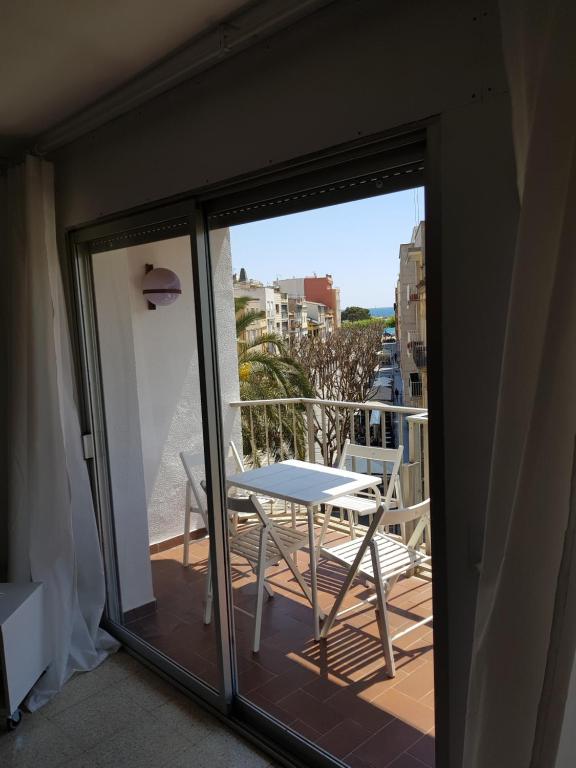 Apartament a la Placeta de Sant Joan 21, 3r - 3