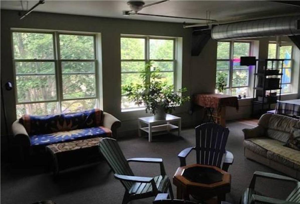 The Burlington Hostel Main image 2