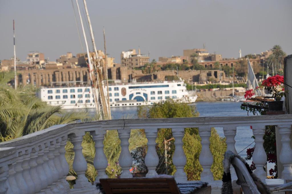 Villa Omar EL Sharif — Hotel in Luxor