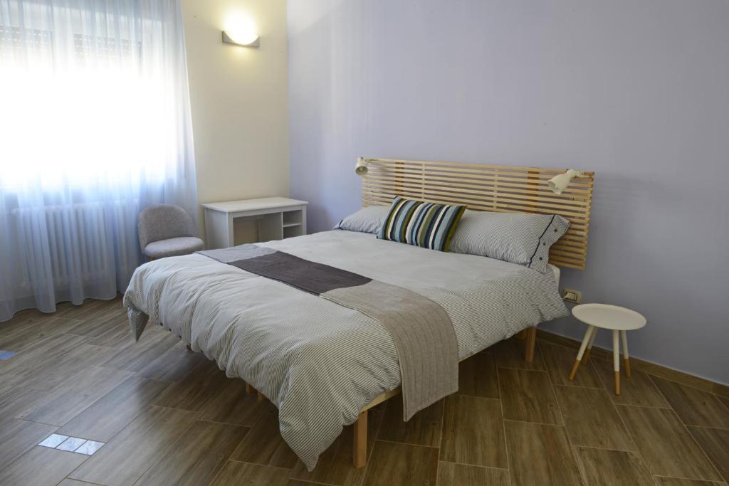 Fronte Del Porto Guesthouse - 2