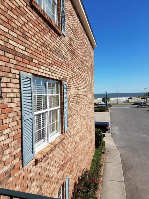Edgewater Inn - Biloxi Beach photo