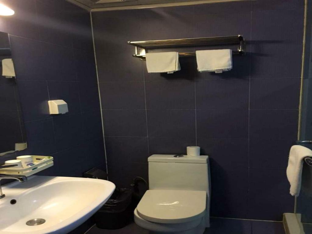 Bestay Hotel Express Urumqi Hongshan Branch photo