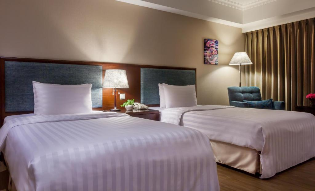 CHECK inn Taipei Neihu