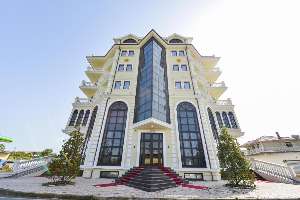 Luani ARTE — Hotel in Shkoder