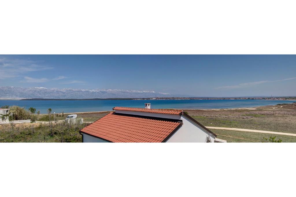 Apartment Pergola Nin - Queen's Beach photo