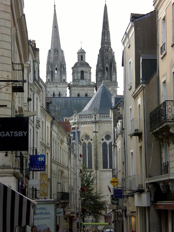 Hotel Mercure Angers Centre Gare photo
