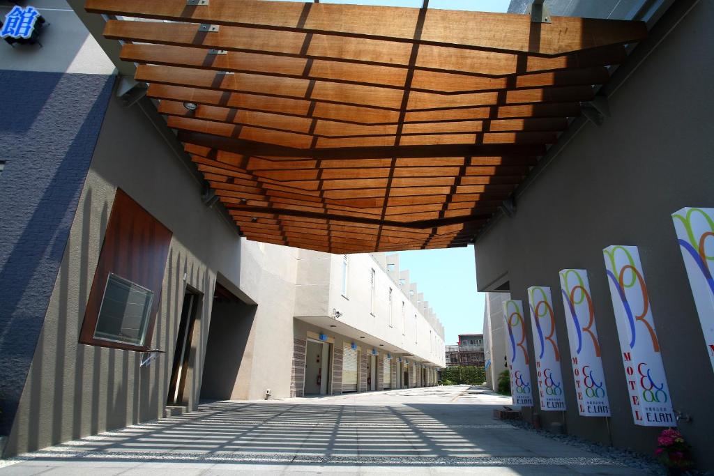 Entrance, Elan Boutique Motel in Yilan
