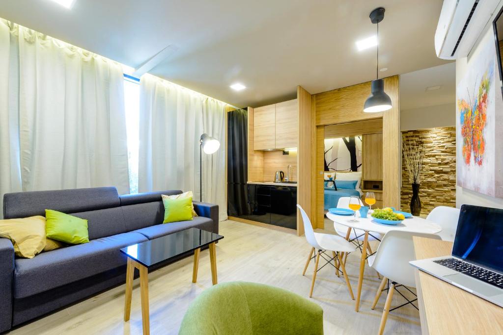 Appartement met 1 Slaapkamer en een Terras, Hot Tub en Uitzicht op Zee