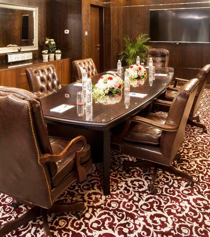 غرفة الاجتماعات/الاحتفالات