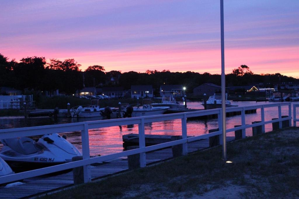 Colonial Shores Resort photo