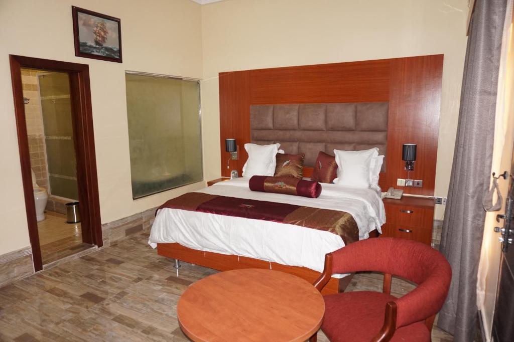 Aenon Suites Oshogbo photo