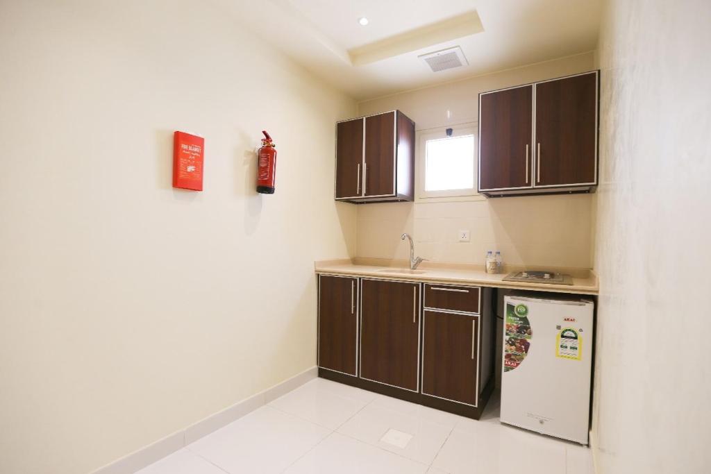 Al Manarat Al Raqiyah Furnished Units photo