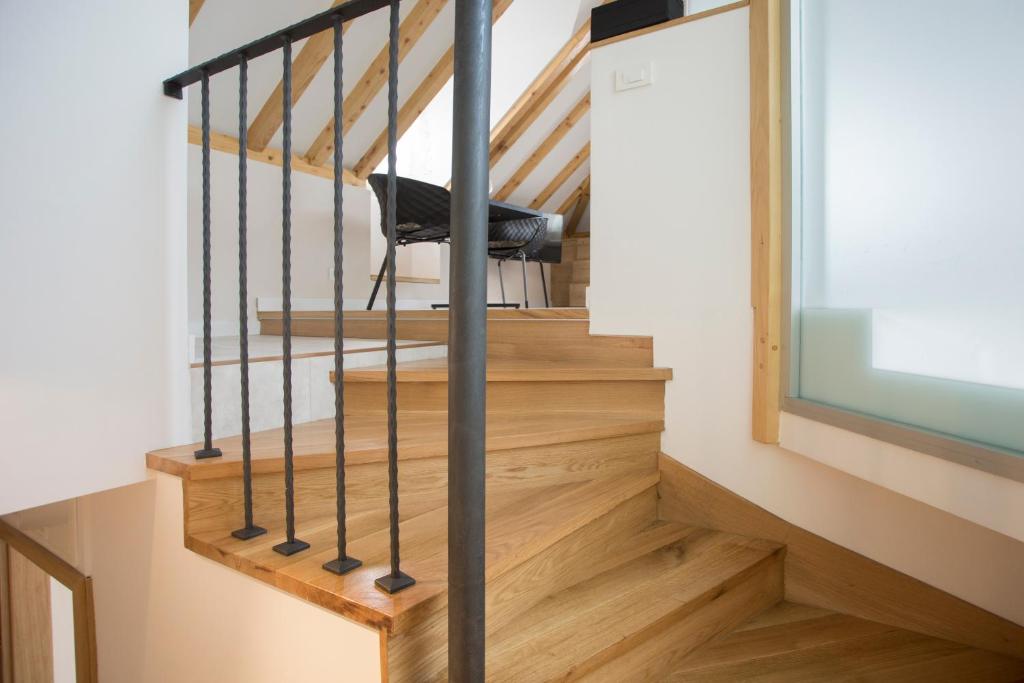Facilities, Situs Residence in Split