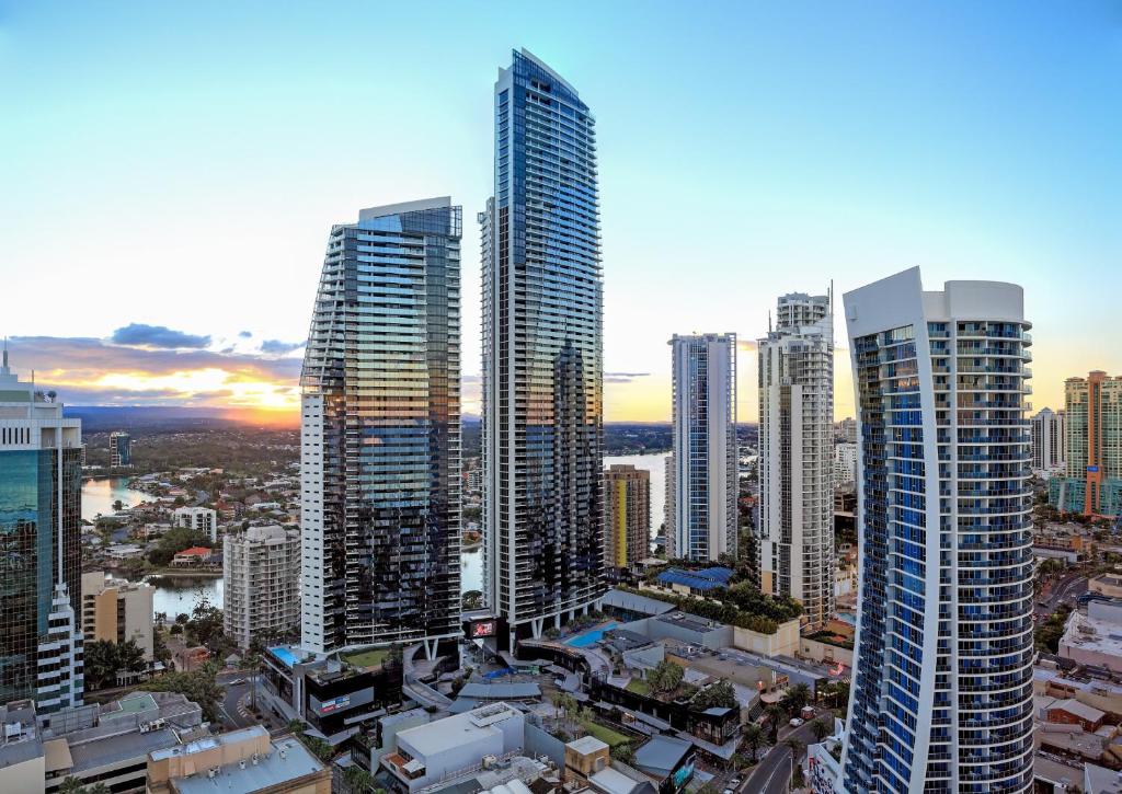 Circle on Cavill - HR Surfers Paradise, Gold Coast