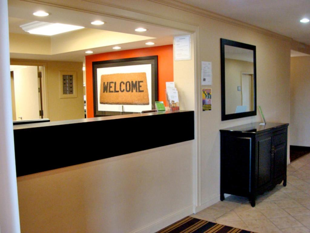 Extended Stay America - Meadowlands - East Rutherford Photo 25