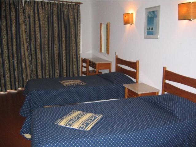 Apartamentos Turisticos Silchoro — Hotel rooms in Albufeira, Faro