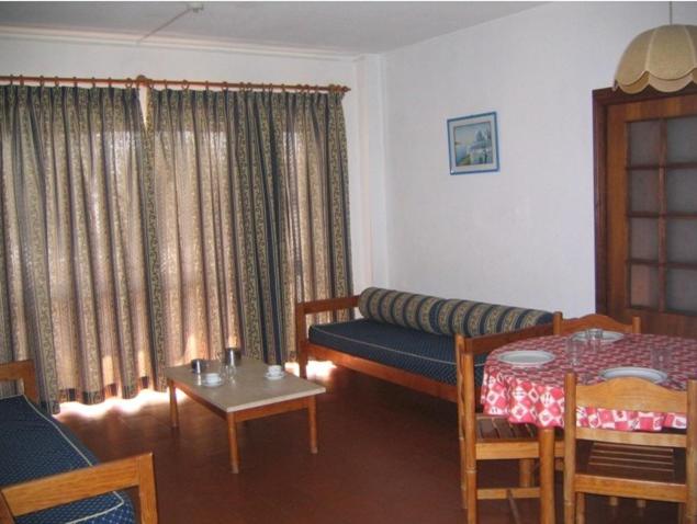 Apartamentos Turisticos Silchoro — Hotel rooms in Albufeira, Faro