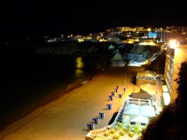 Apartamentos Turisticos Silchoro — Beach in Albufeira, Faro