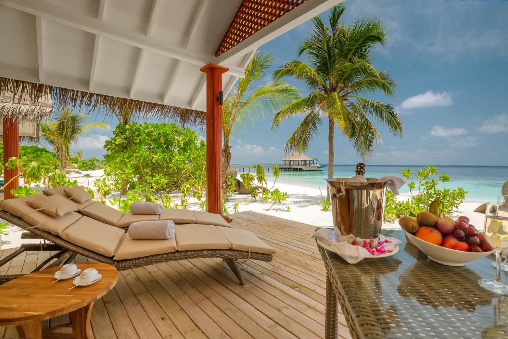 Beach, Kudafushi Resort & Spa in Maldive Islands