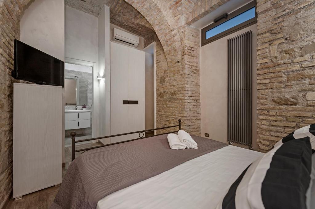 White flat Rione Monti - 3