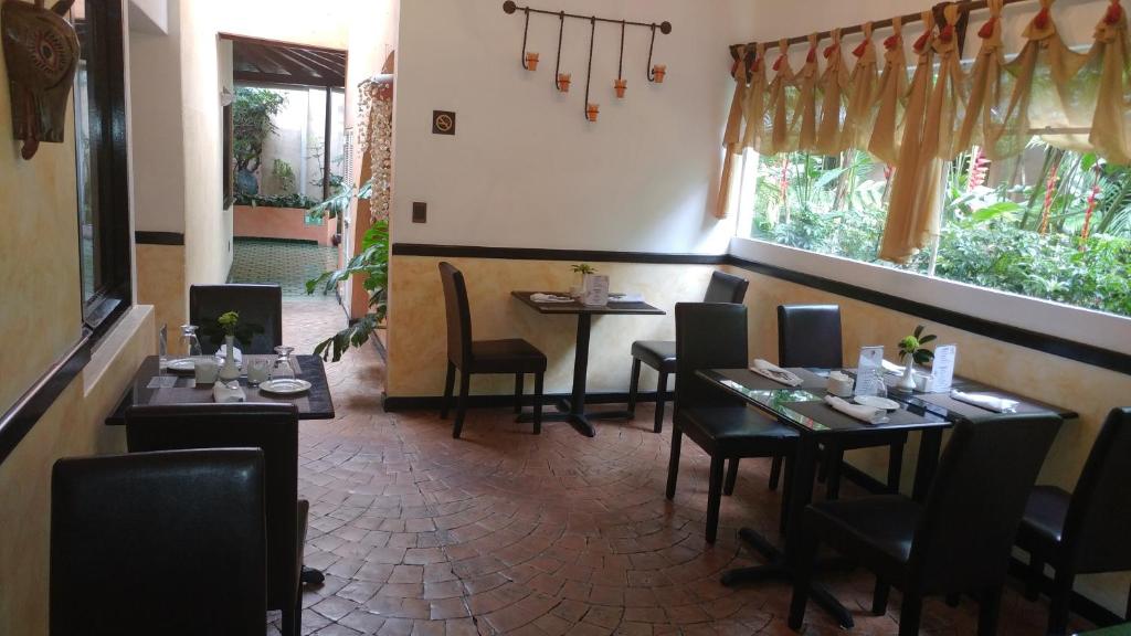 Hotel Ciudad Vieja photo