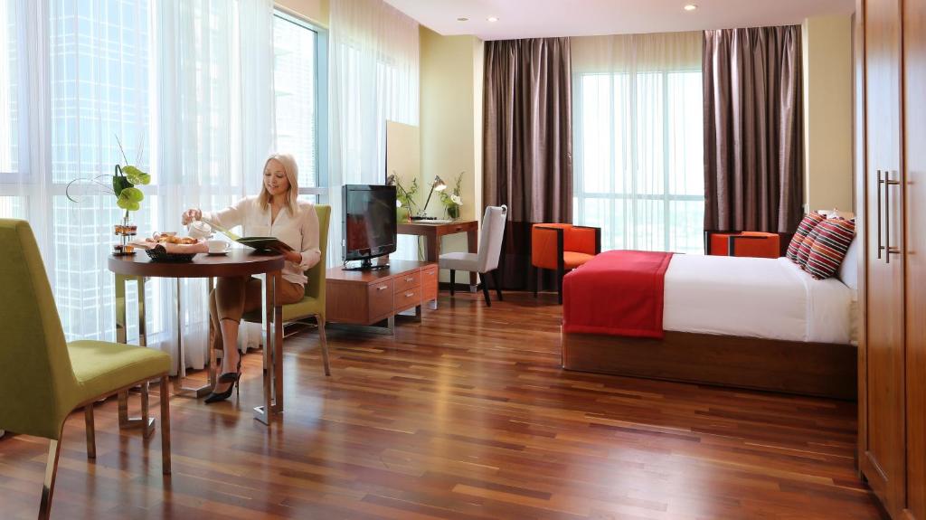 อาหารและเครื่องดื่ม