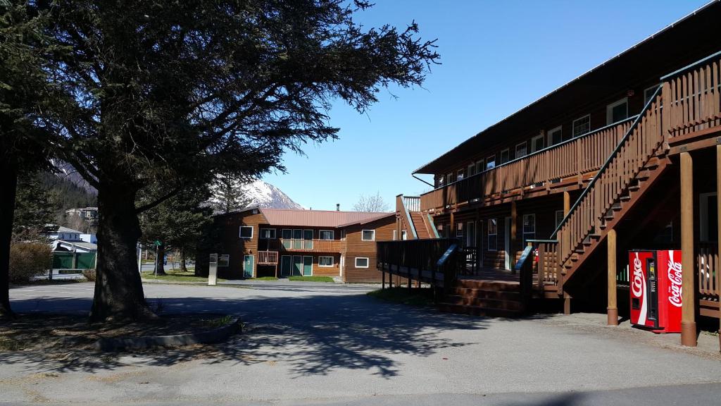 Harborview Inn photo
