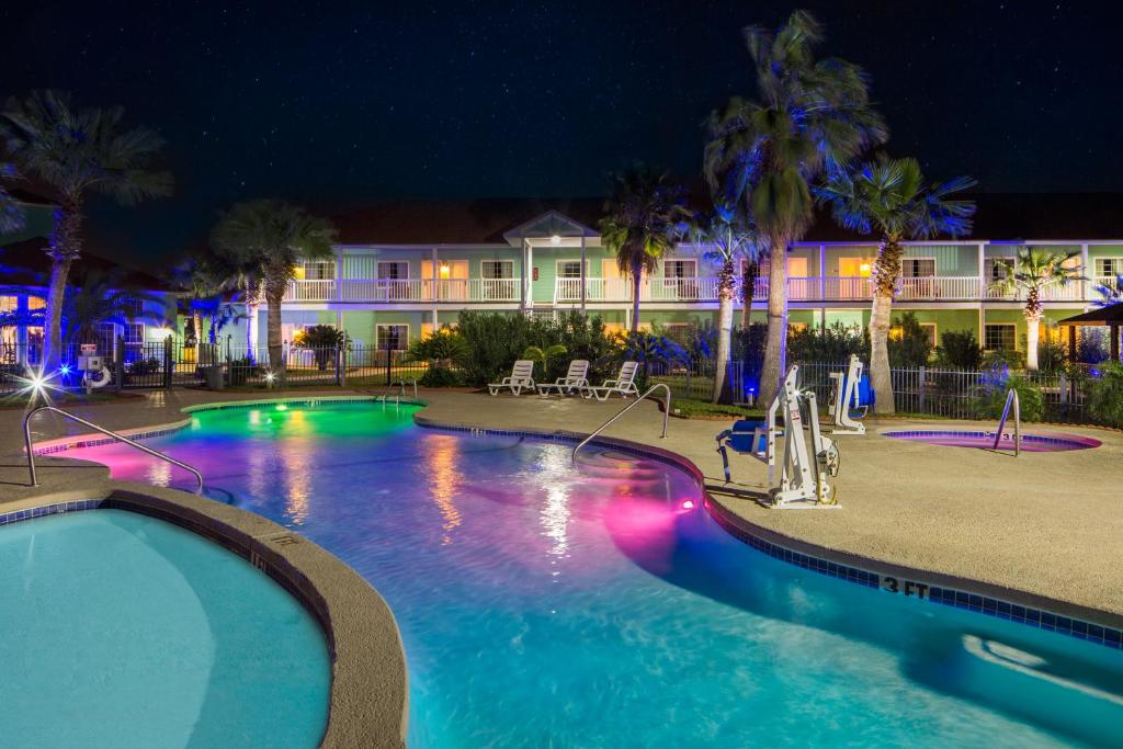 데이즈 인 바이 윈덤 포트 애런사스 TX (Days Inn by Wyndham Port Aransas TX)