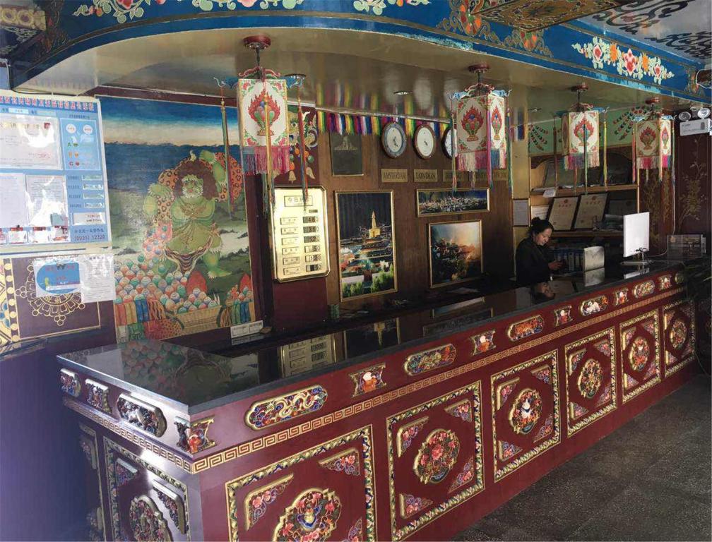 Overseas Tibetan Hotel photo