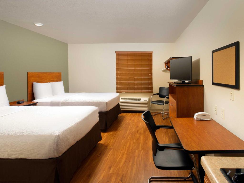 WoodSpring Suites Louisville Jeffersontown photo