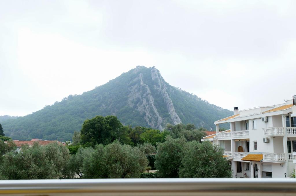 Apart Forte Roses Montenegro KO Buljarica - 3