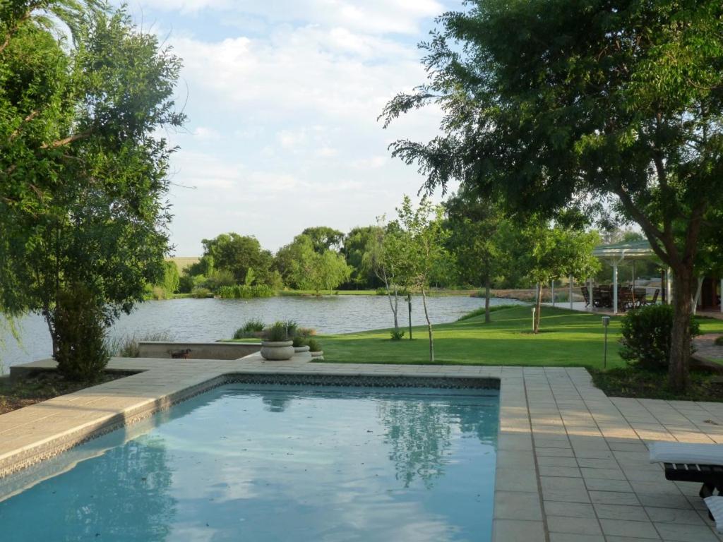 Oxbow Country Estate photo