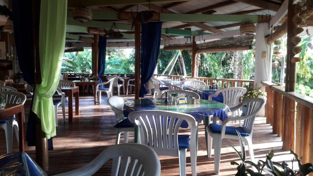 Restaurant, Casa de la Playa Beach Resort in Siquijor Island