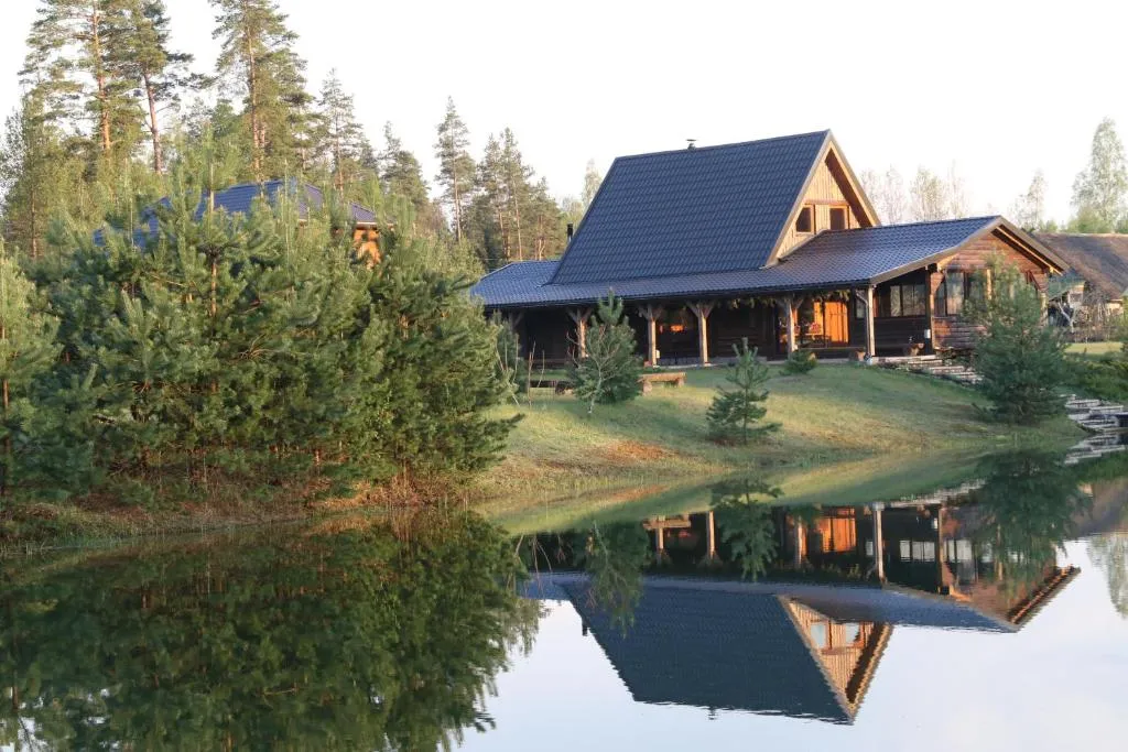 Viesu māja Forrest, hotel in Dzimtmisa