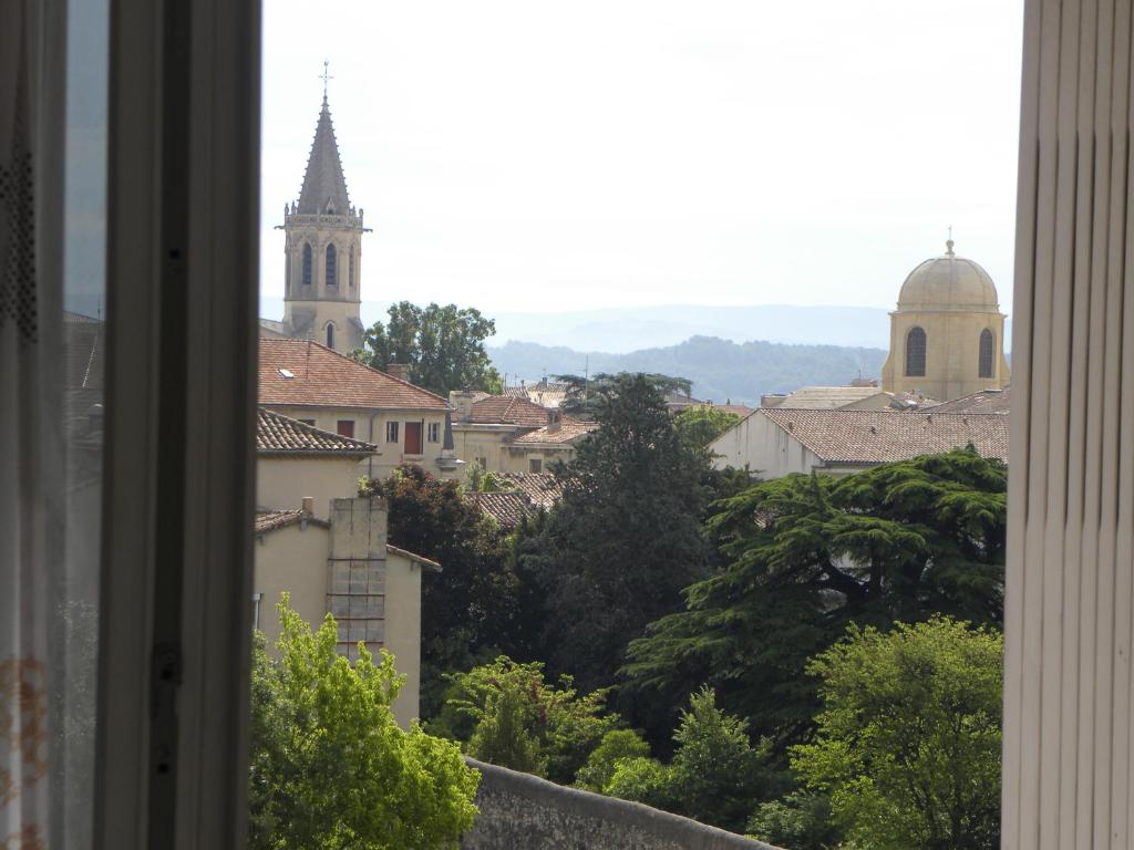 Chambres Individuelle dans Apartment avec ascenseur vue Aérienne sur le Mont Ventoux, Apartments
