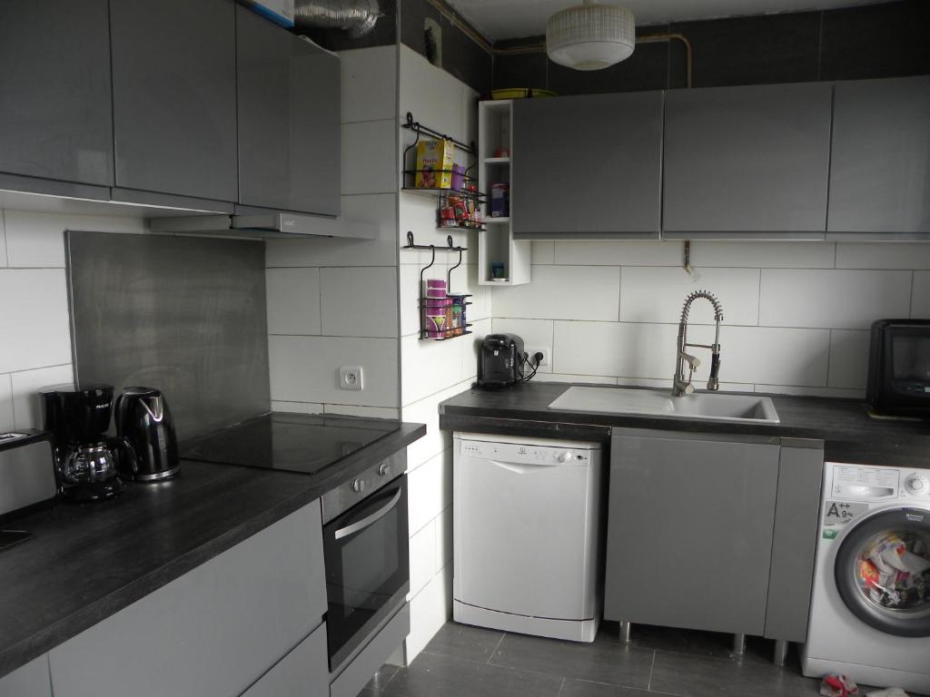 Chambres Individuelle dans Apartment avec ascenseur vue Aérienne sur le Mont Ventoux, Apartments